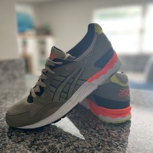 Asics mens 10.5 gel lyte 5